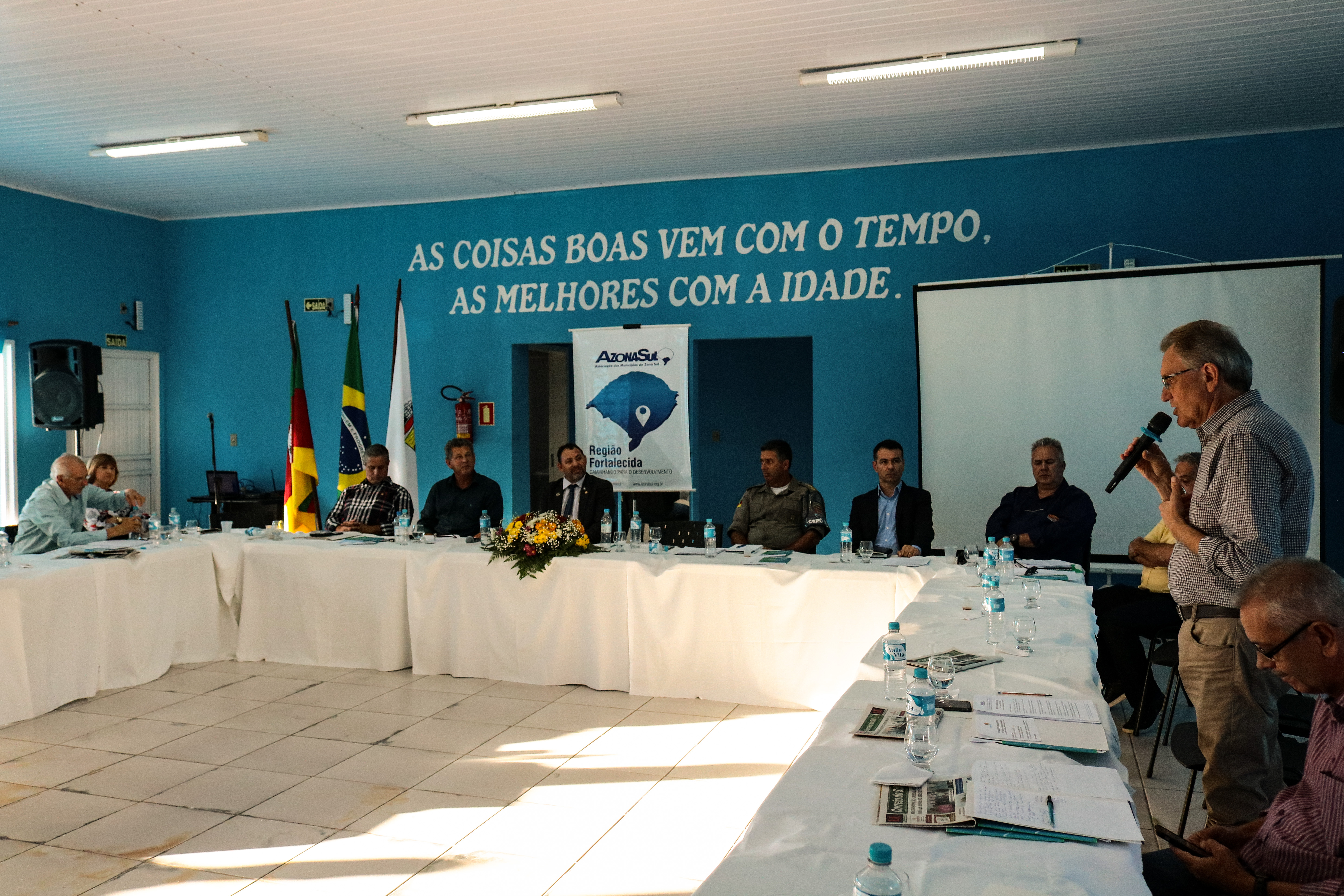 Alusivo aos 146 anos do município anfitrião, encontro discutiu segurança pública, repasses da saúde e a BR-116
