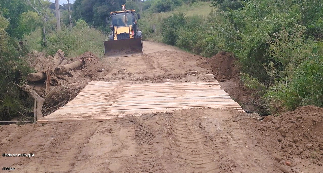 Estruturas danificadas ficam em trechos importantes para o escoamento da produção e também para o transporte coletivo e escolar