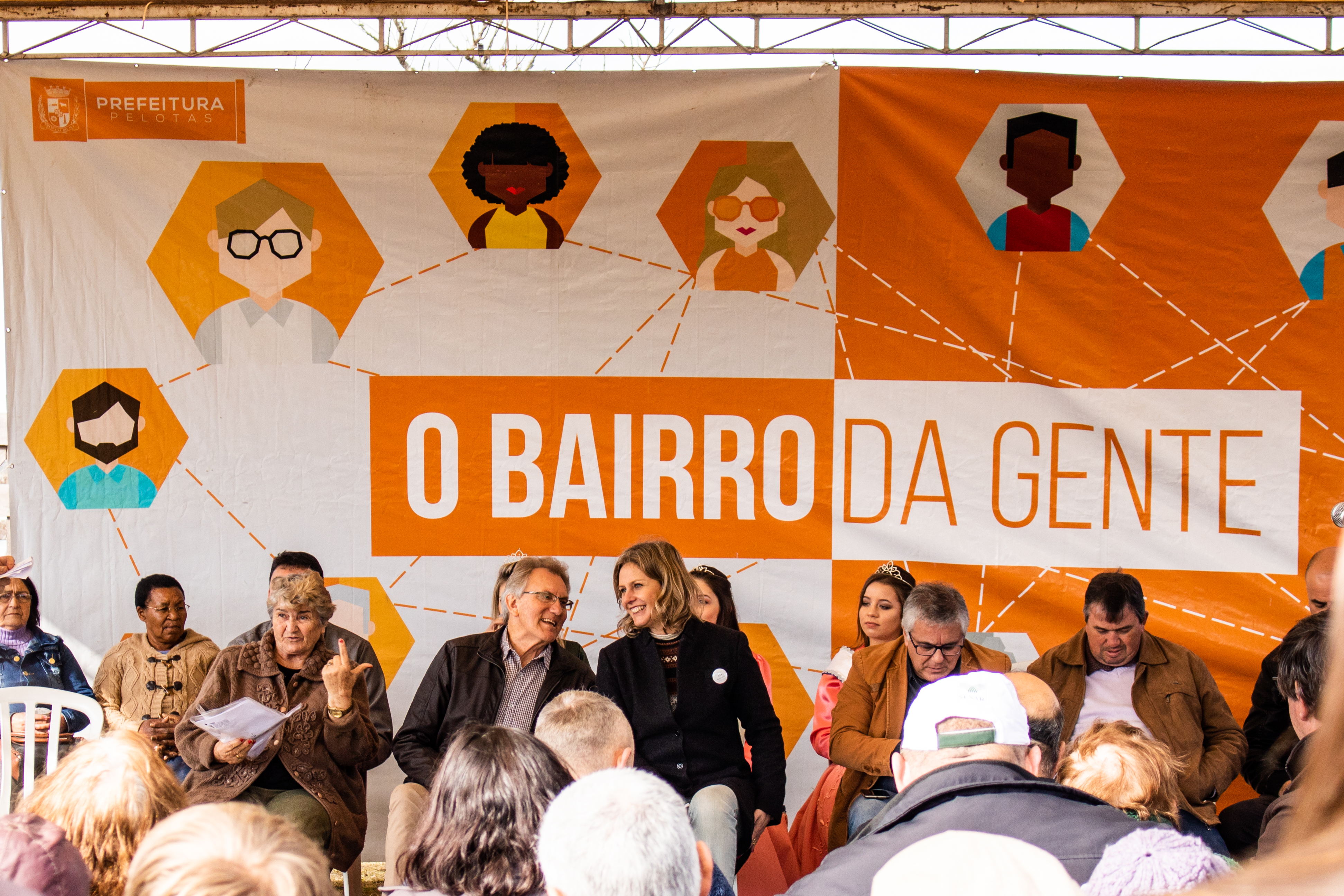 Durante audiência pública, moradores do Cerrito Alegre apresentaram dúvidas, sugestões e agradecimentos à prefeita