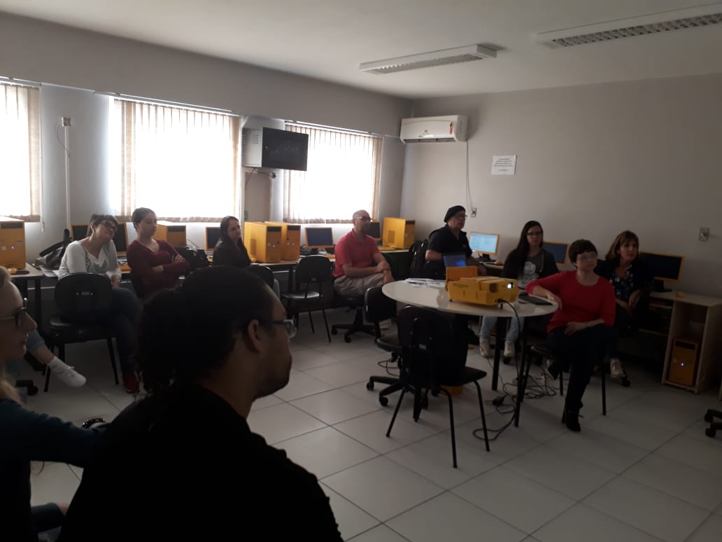Objetivo do encontro foi instrumentalizar os docentes e enriquecer suas práticas pedagógicas