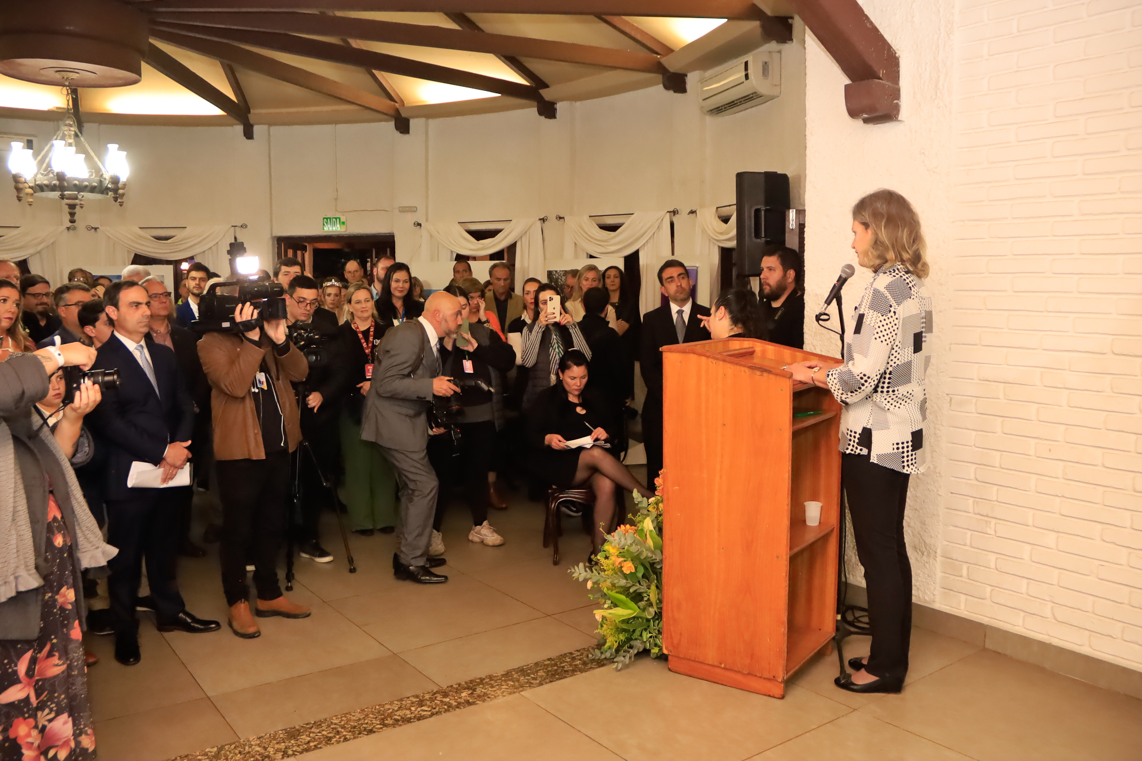 Durante a solenidade, os prêmios Mérito Rural e Medalha Nunes Vieira foram concedidos aos produtores rurais Gabriel Mello Souza Fernandes e Carolina Peró Osório, respectivamente