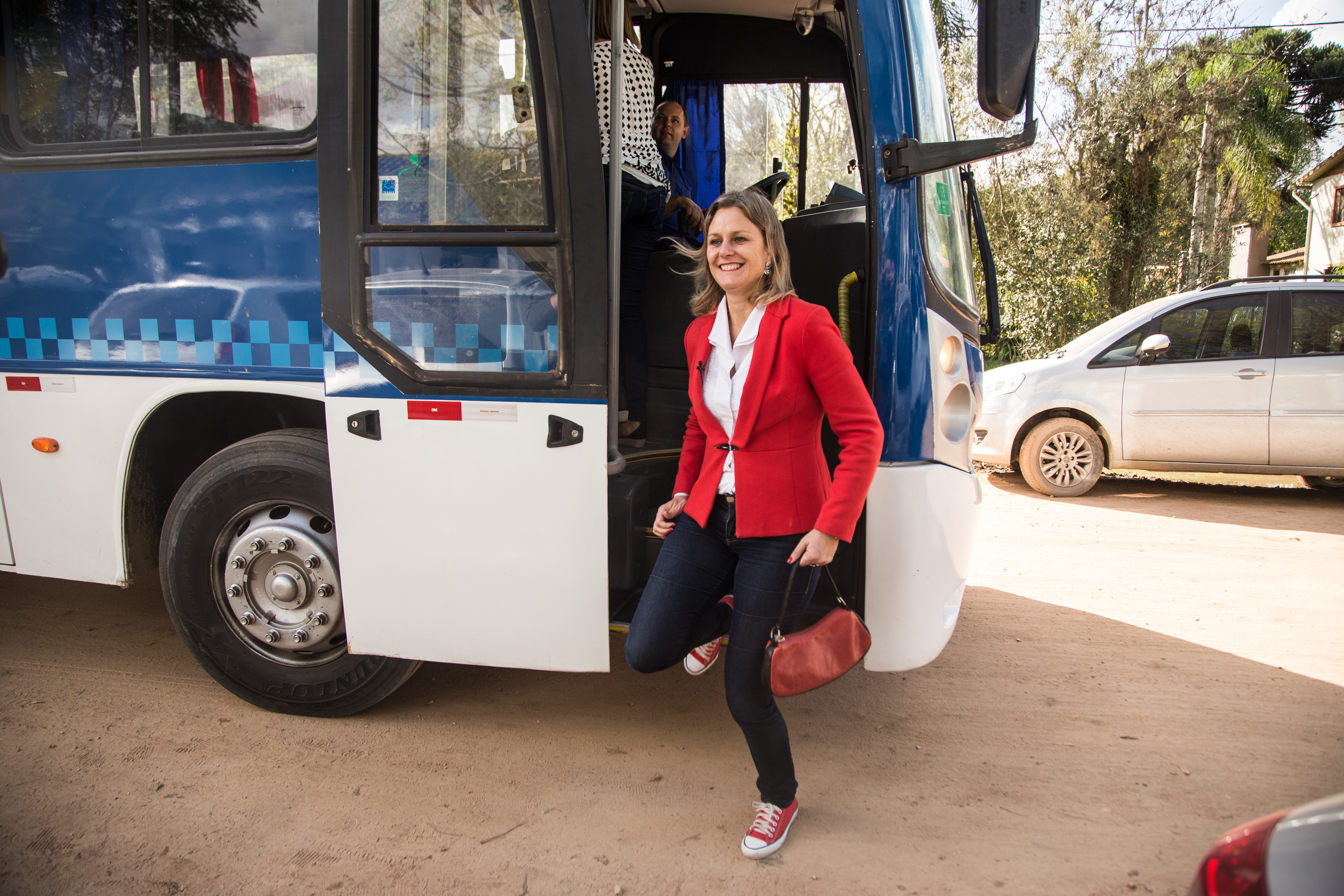 Prefeita e moradores da colônia experimentaram e aprovaram a estrutura que foi implantada nesta quarta-feira