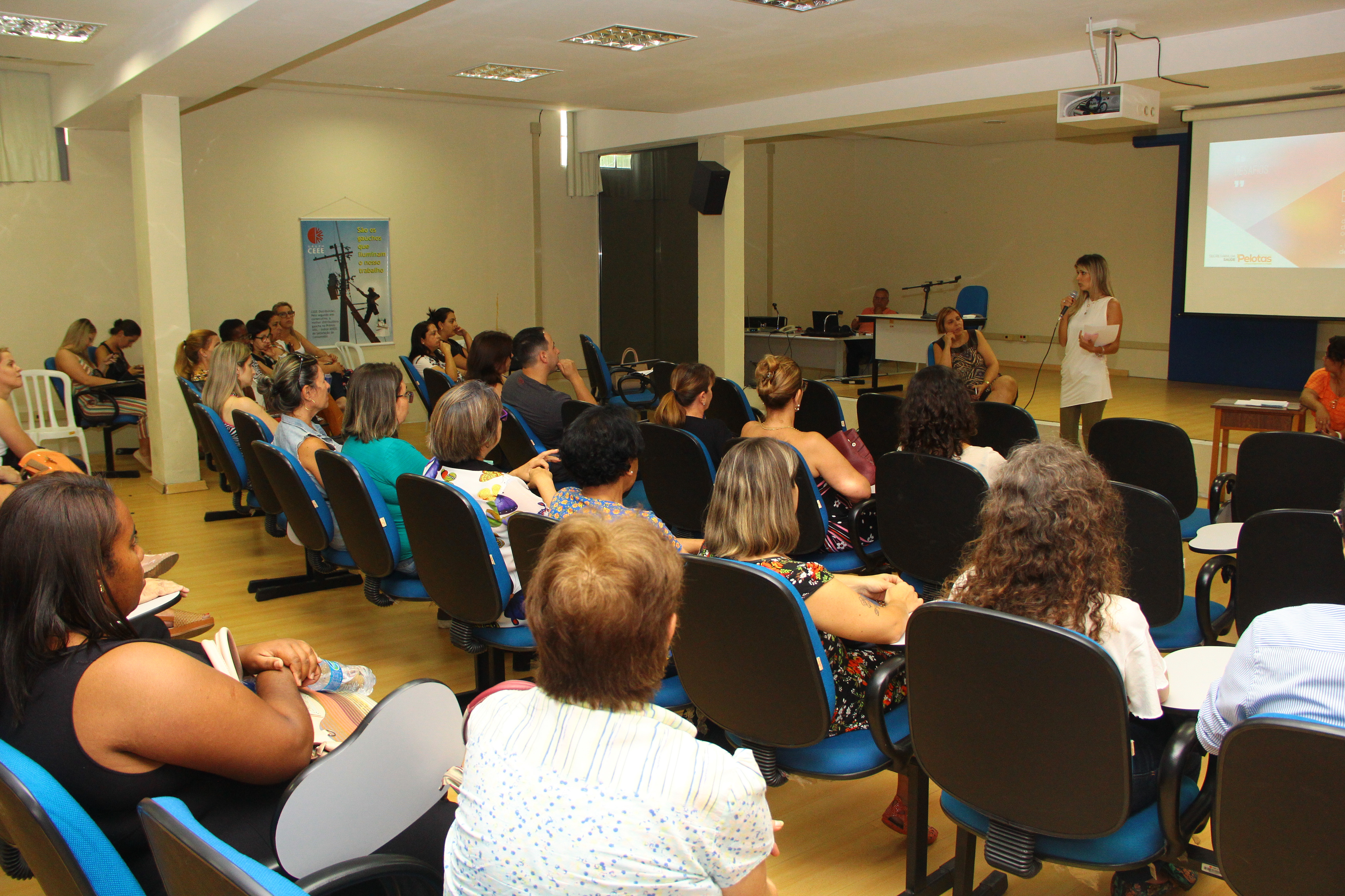 Participaram 258 servidores de UBSs e do Centro de Especialidades