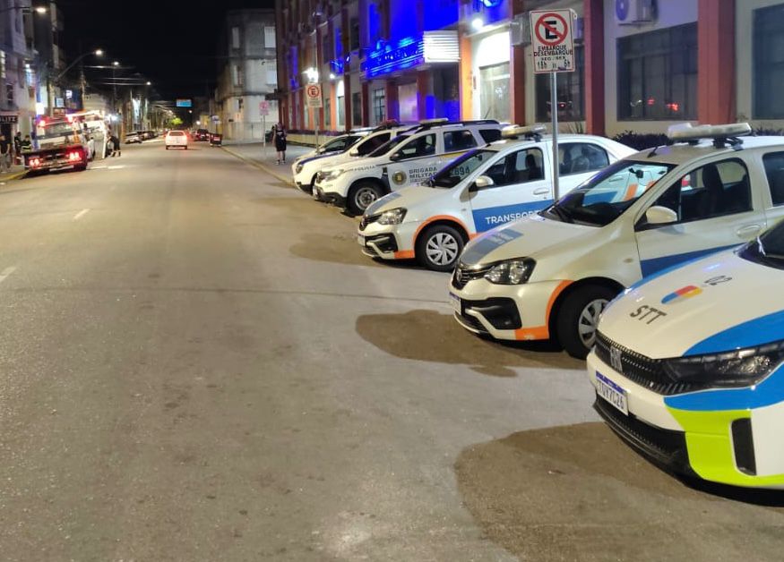 Ações ocorreram na noite de quarta-feira e mobilizaram agentes da STT, Guarda Municipal e Brigada Militar