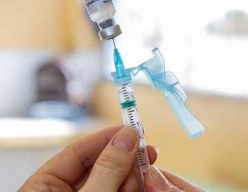 Oito mil doses de vacinas de Influenza para grupos prioritários, 2.300 doses de Covid para adultos acima de 60 anos e outras 800 para menores de cinco anos