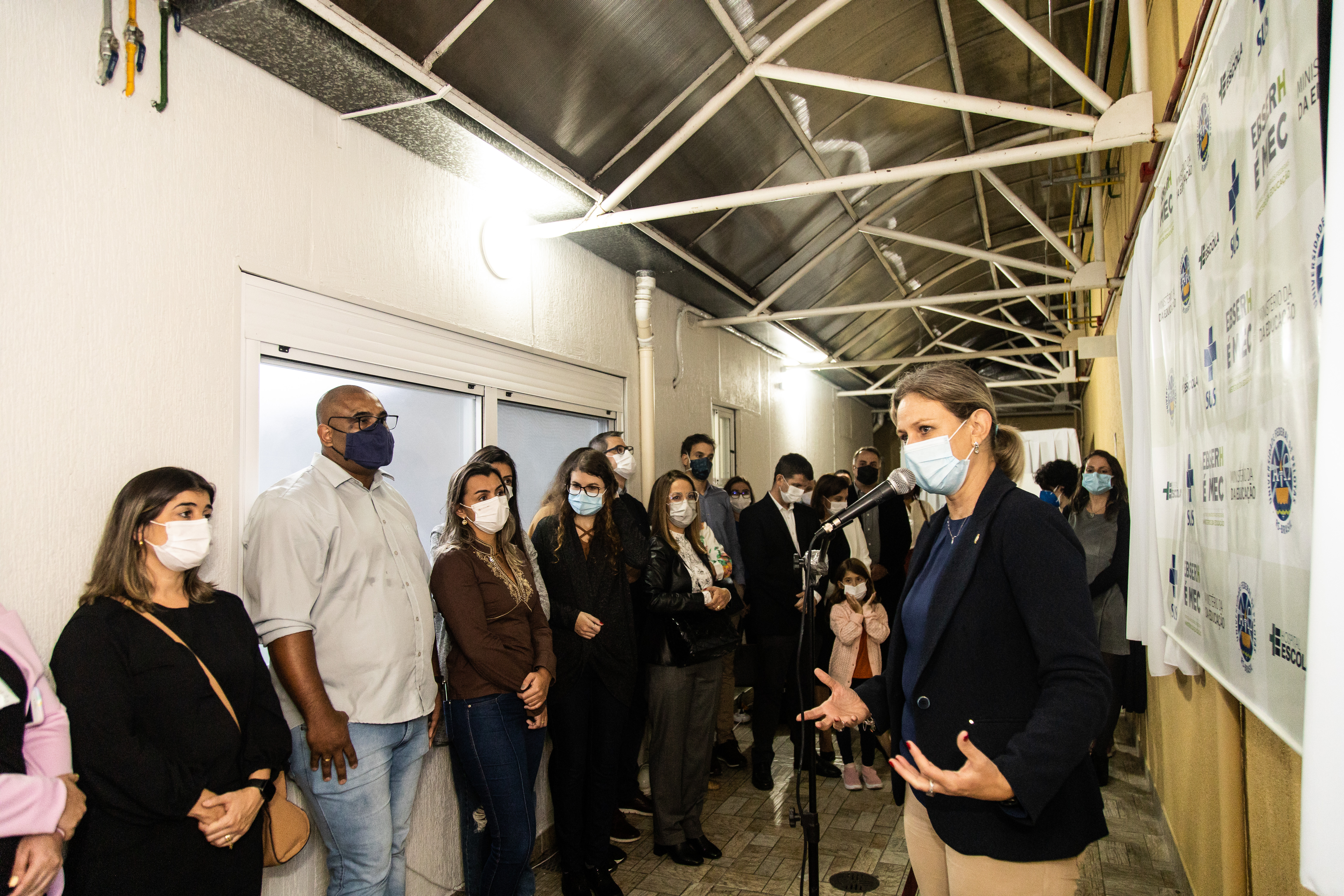 Paula participa de homenagem feita pelo Hospital da UFPel para quem atuou na linha de frente contra o coronavírus