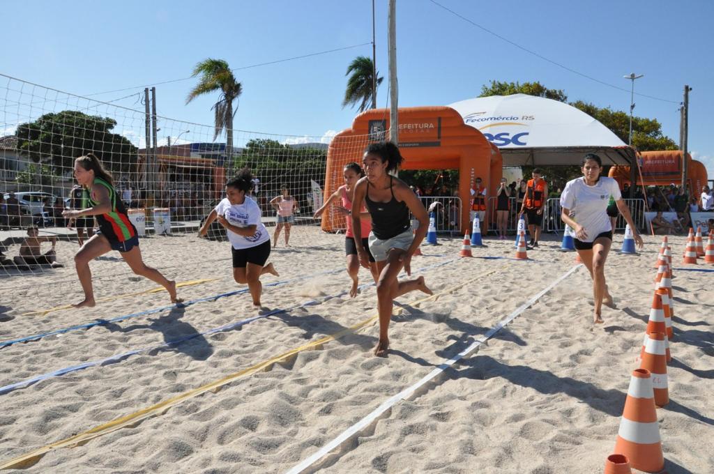 Sábado (19) à tarde, ocorre a 11ª Copa Laranjal de Atletismo promovida pela Prefeitura. Na manhã de domingo (20), o trânsito será interrompido em várias ruas do balneário para as provas da primeira etapa do Campeonato Gaúcho de Triathlon 2022