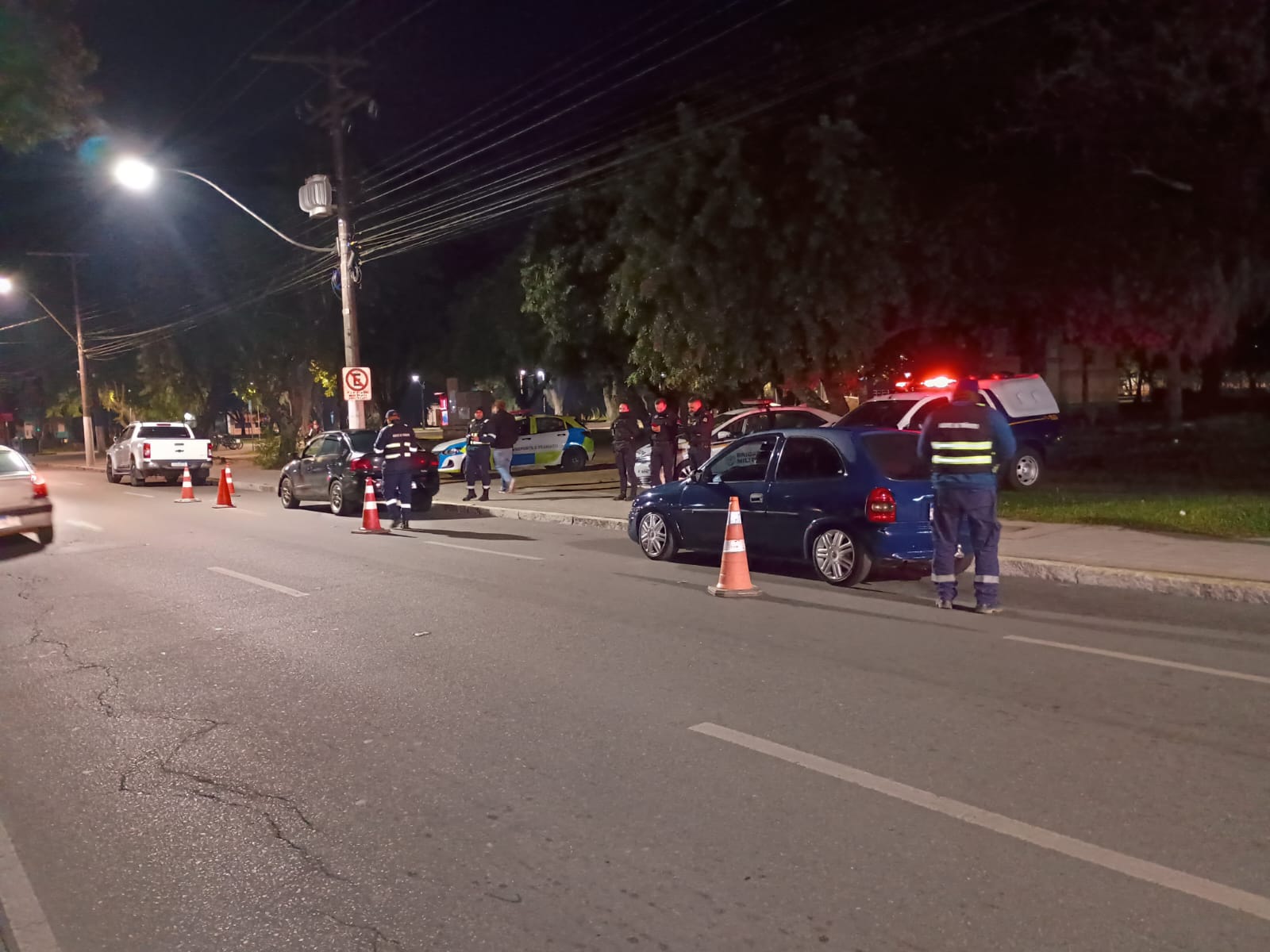 Ações realizadas em diversos bairros e vias da cidade resultaram em 78 abordagens e 43 autos de infração