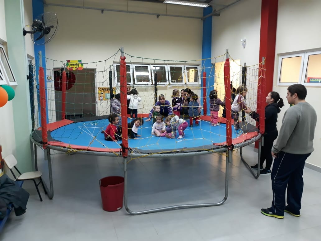 Projeto tem o objetivo de proporcionar um dia diferenciado na rotina de ensino das crianças