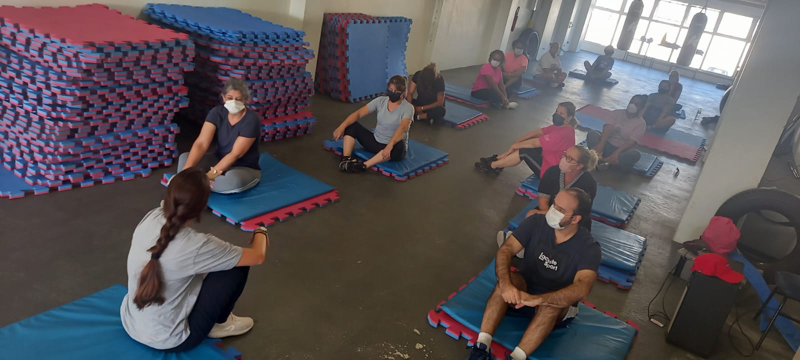 No primeiro dia de retorno, mais de 200 pessoas participaram das aulas de ginástica, dança, taekwondo, ritmos, pilates, treinamento funcional e boxe