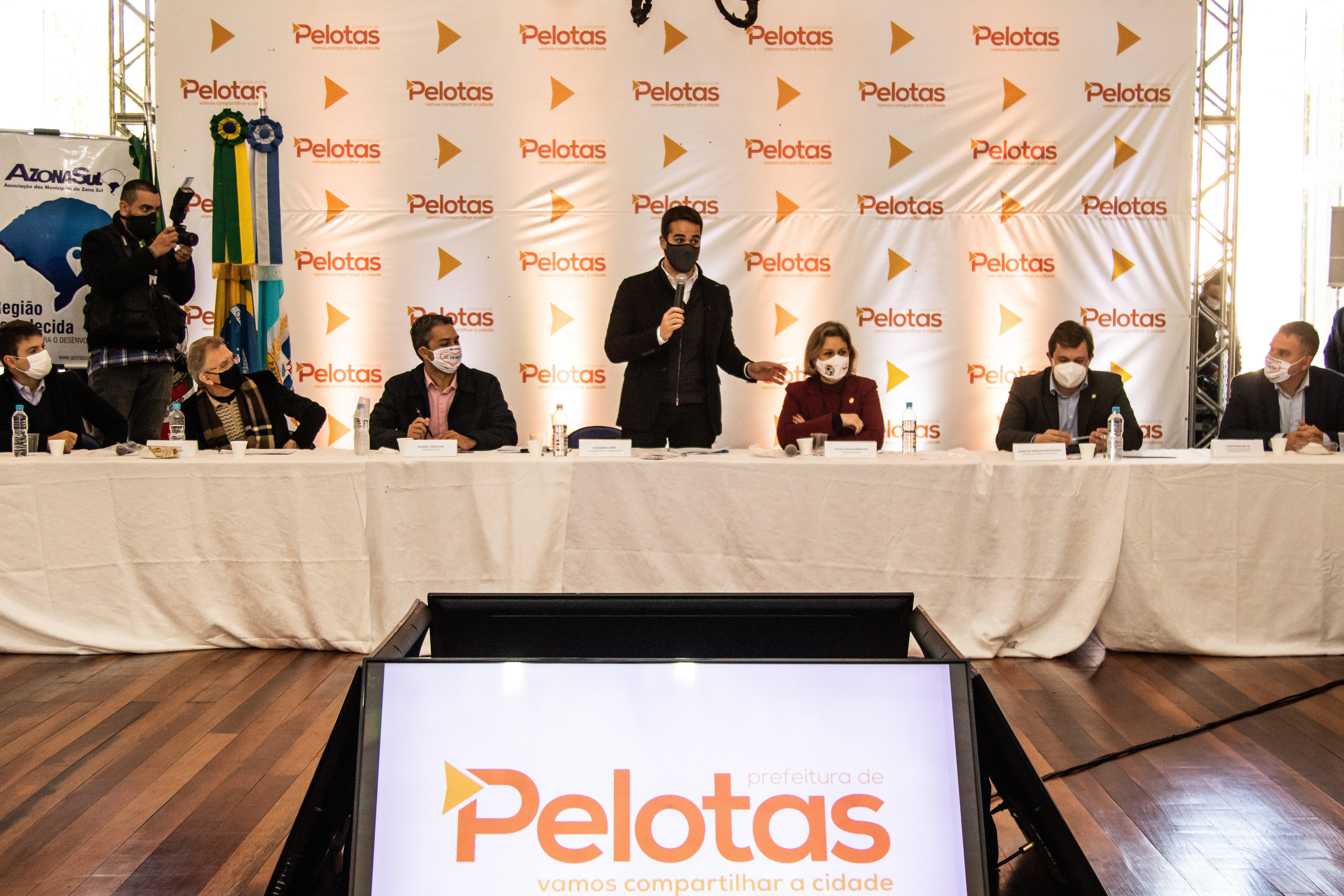 A prefeita Paula Mascarenhas foi anfitriã do segundo encontro presencial da entidade neste ano