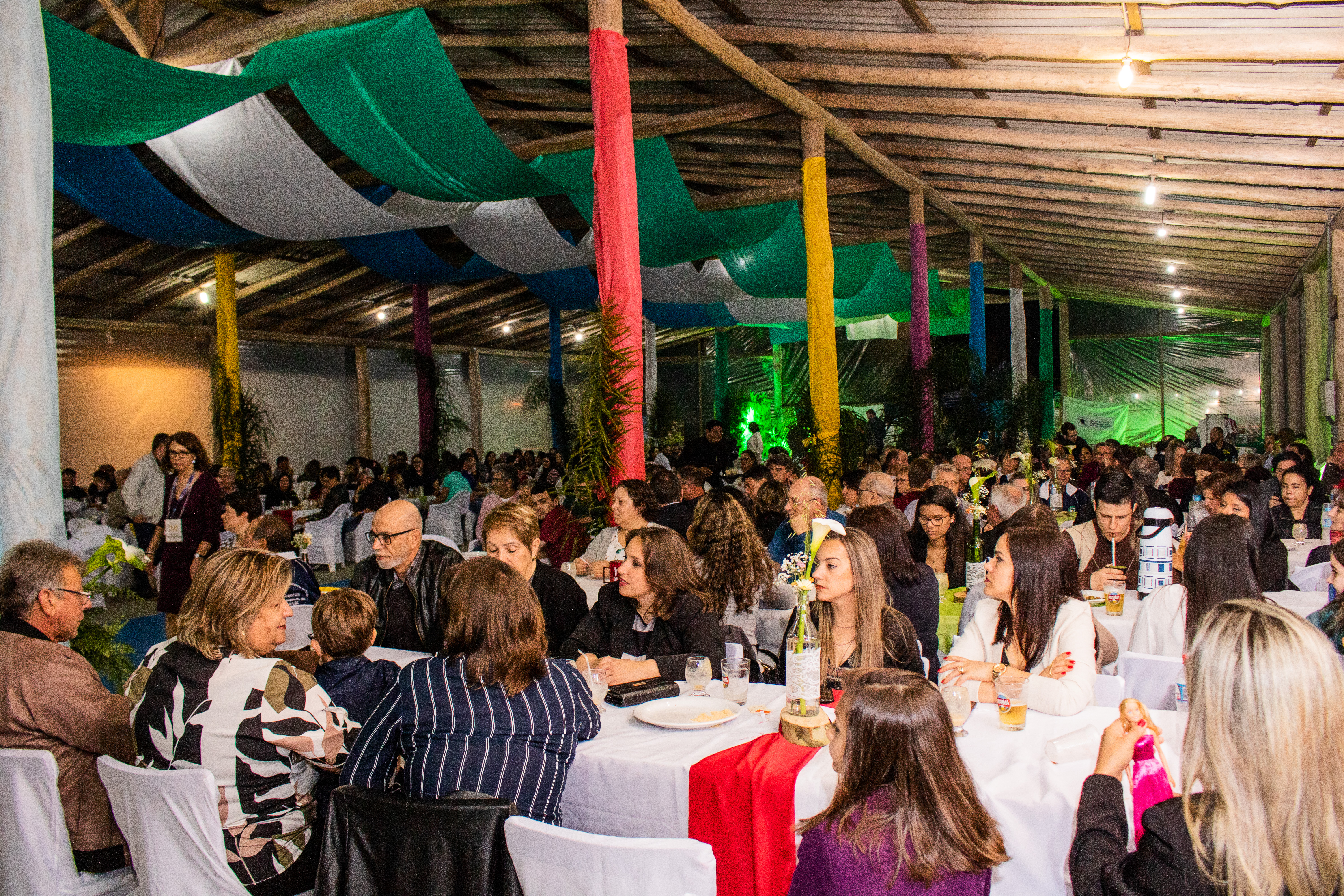 Evento reúne delegações da Região Sul do País e representa momento de integração entre funcionários da instituição