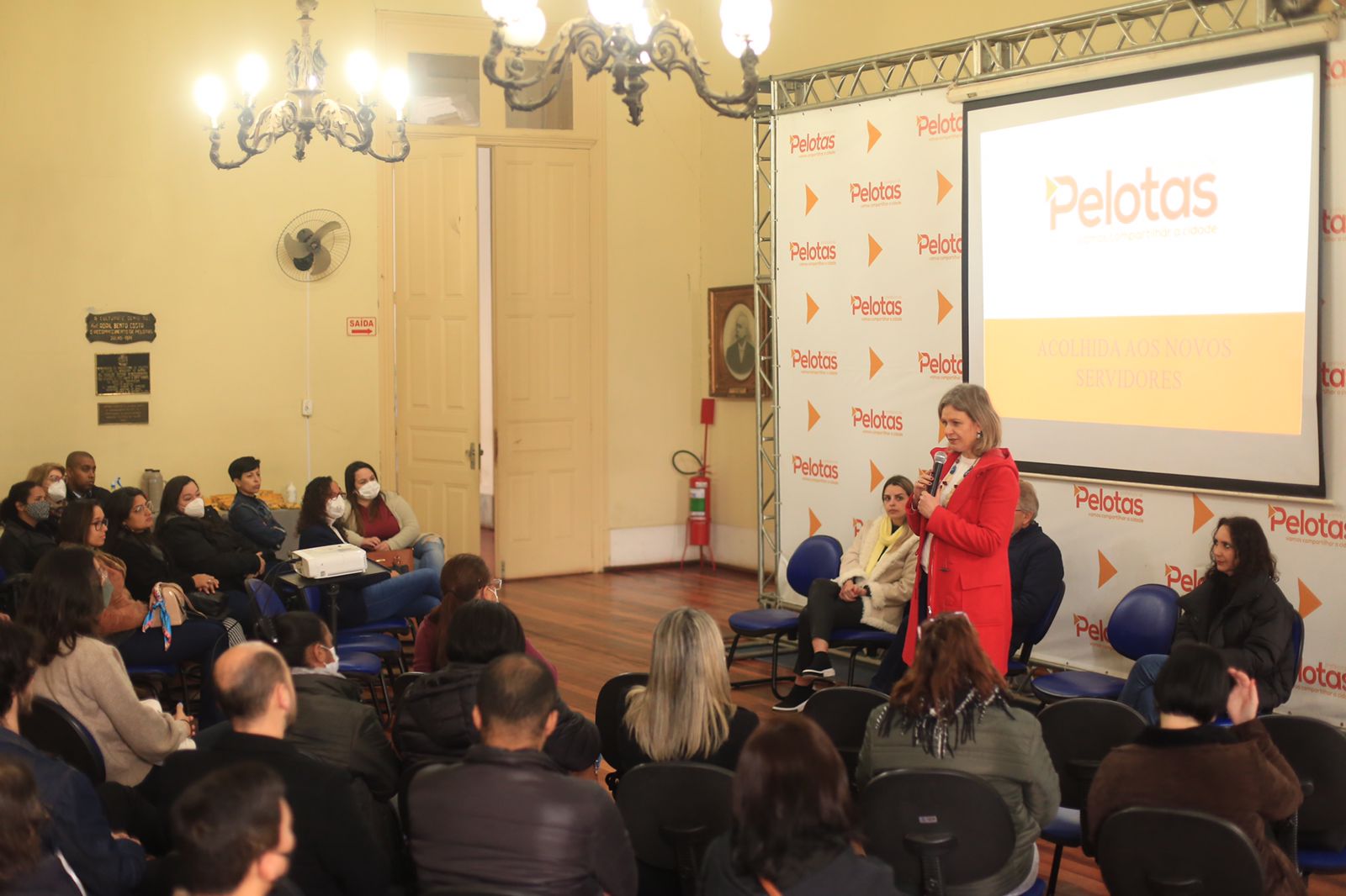 Prefeita acolhe os 40 novos profissionais que participam da 5ª Acolhida realizada neste ano