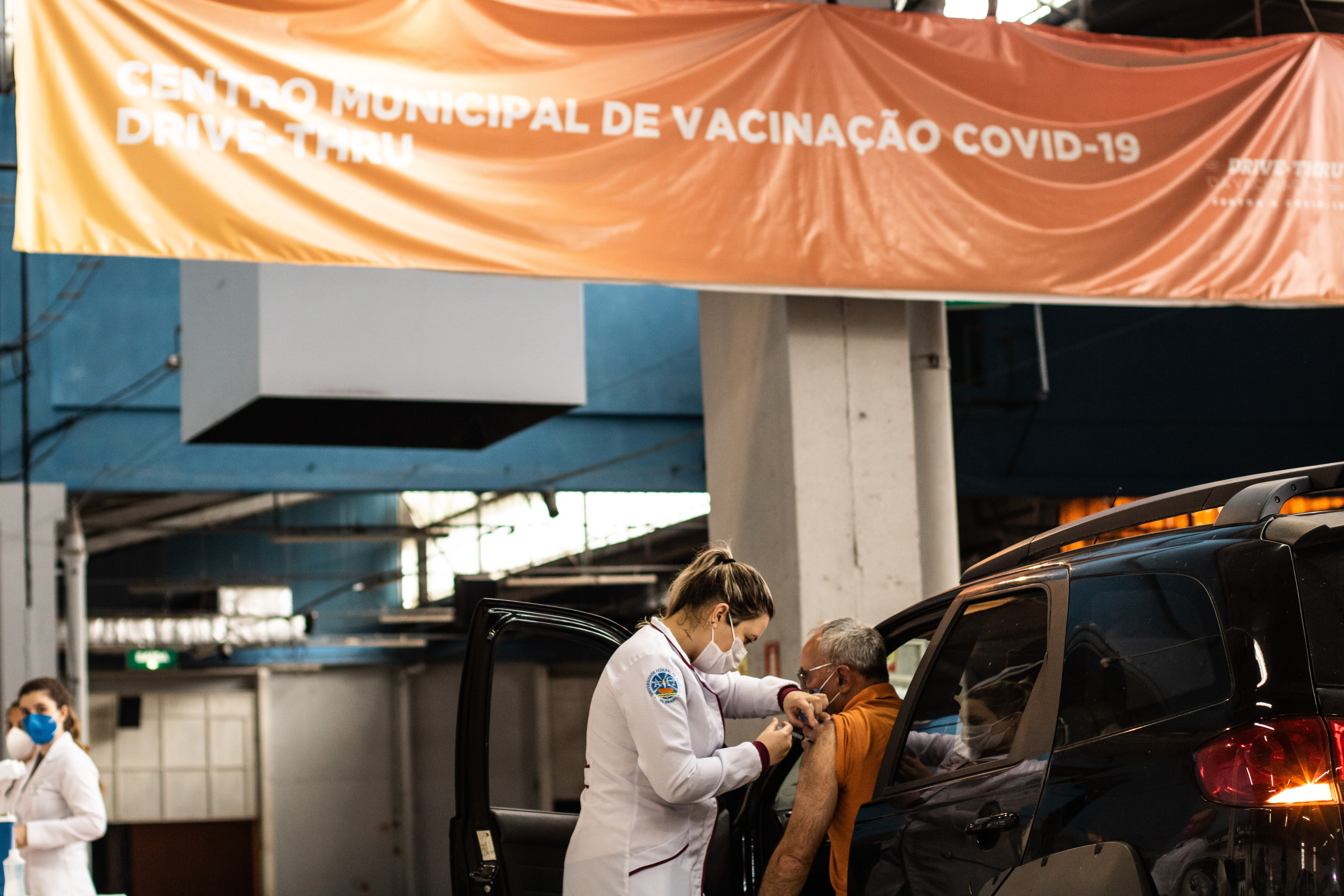 Vacinas contra a Covid-19 estarão disponíveis para a população com 15 anos ou mais, diariamente, nas UBSs e em outros pontos da campanha