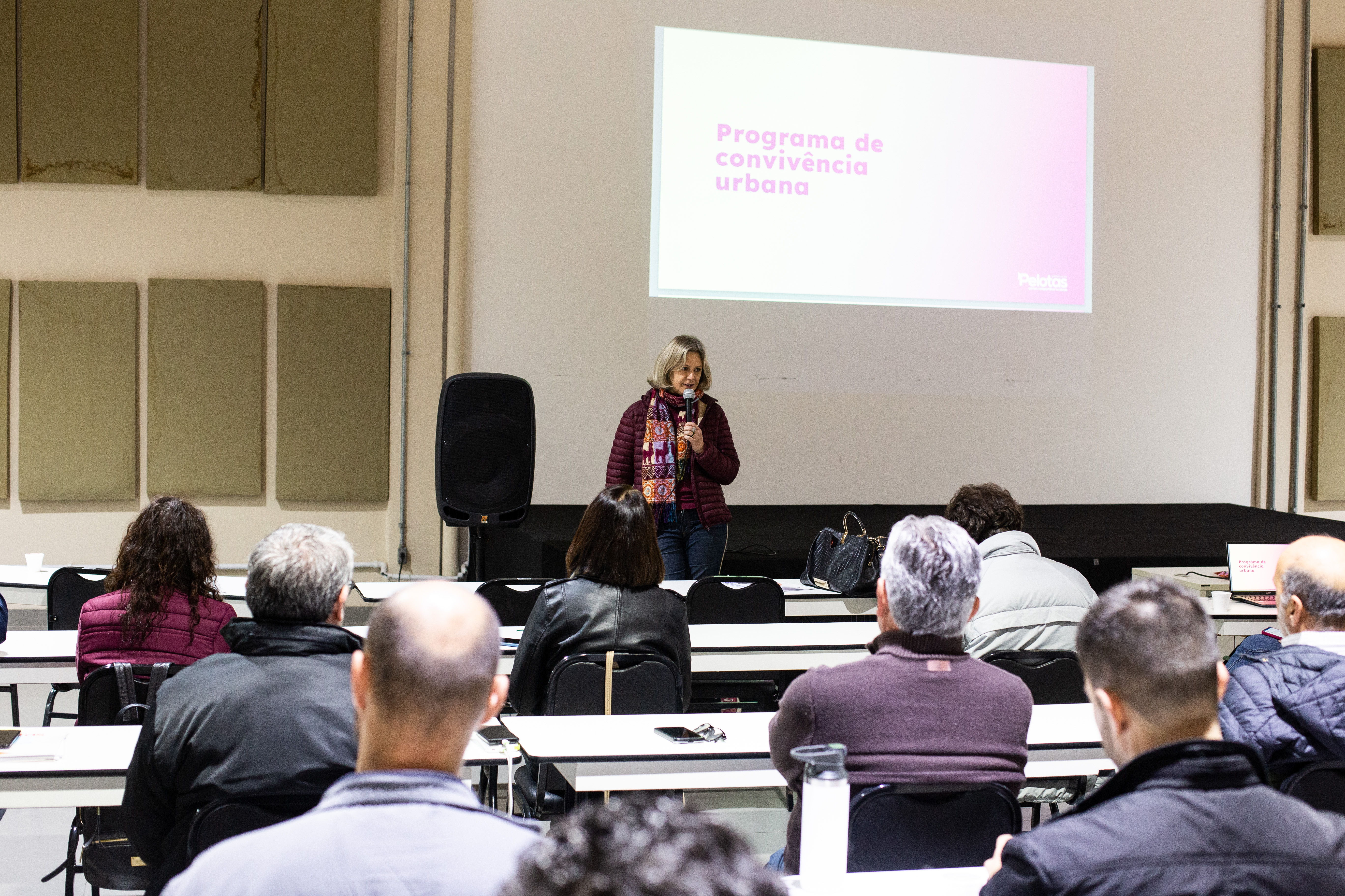 Programa de convivência urbana e iniciativas de incentivo ao desenvolvimento econômico foram pautas da reunião
