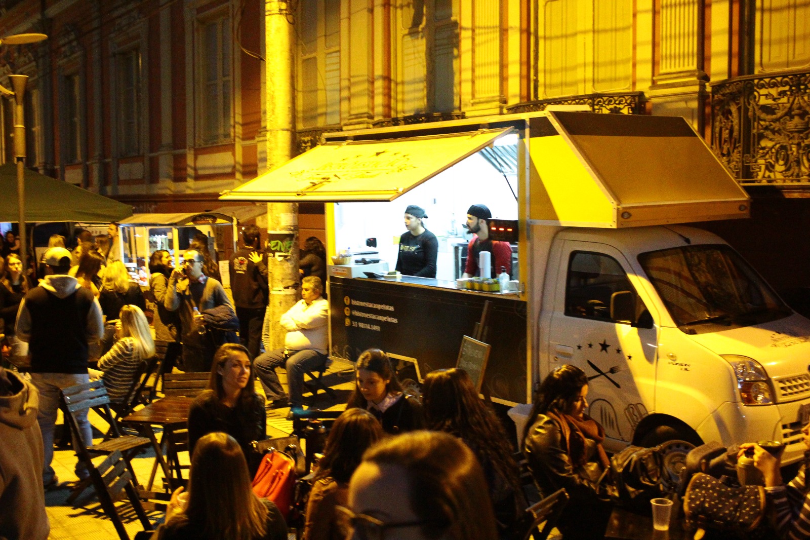 Evento será no sábado (8) na rua Lobo da Costa