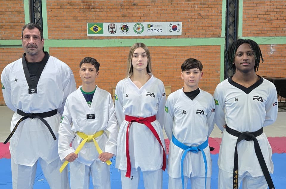 Dois atletas subiram ao pódio, conquistando o título de vice-campeã brasileira e a medalha de bronze