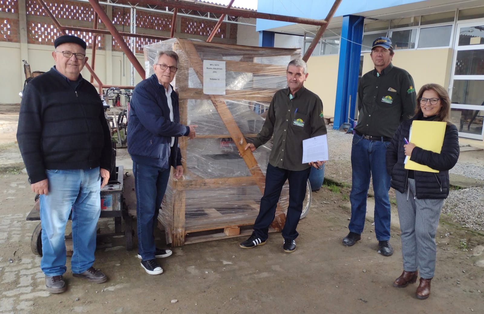 Descascador de abóbora, terceira máquina repassada à Cooperativa, integra o pacote de benefícios em regime de comodato