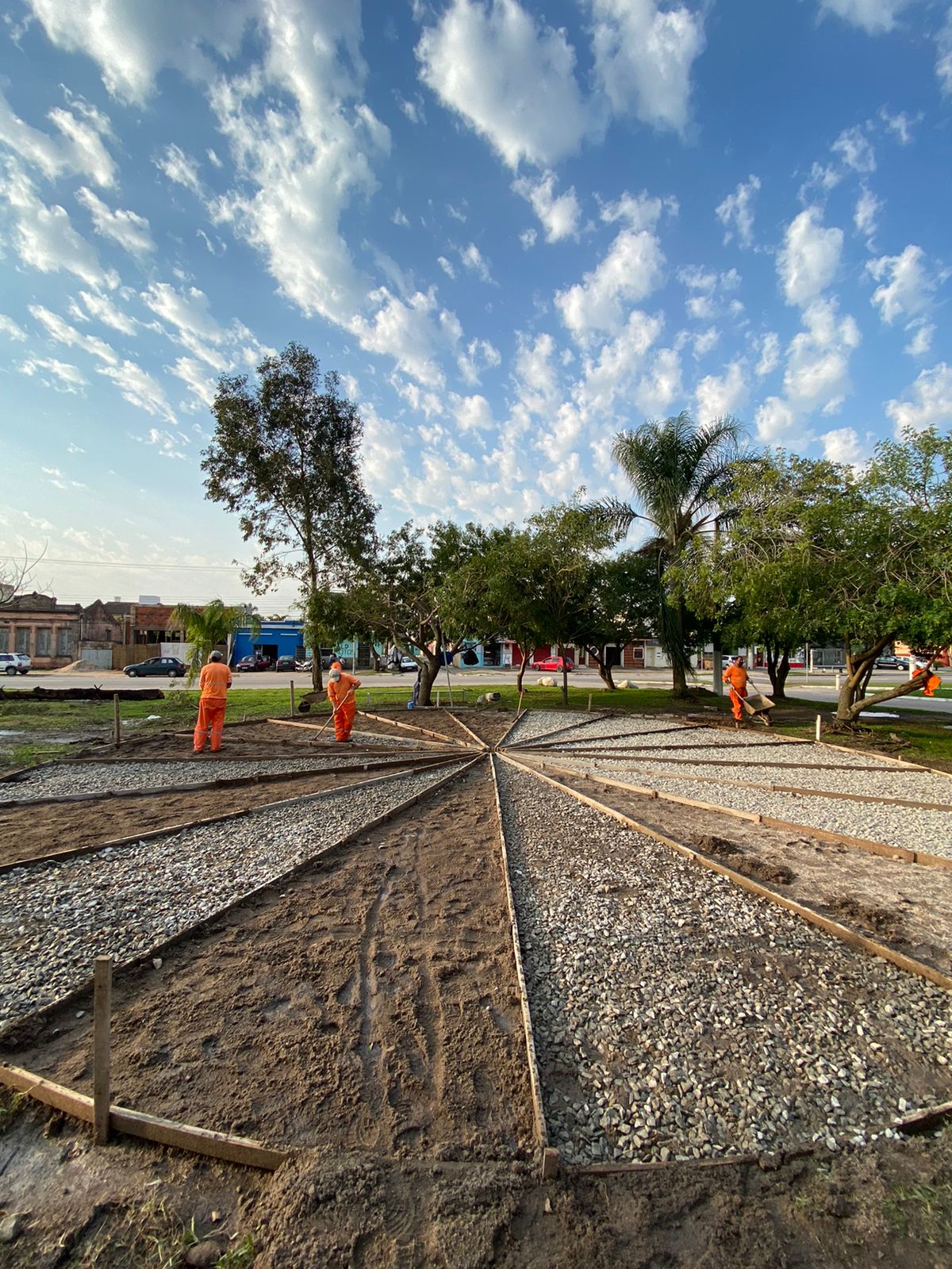 Atualmente, equipes trabalham no trecho 4, entre a rua Frontino Vieira e a avenida Cidade de Lisboa