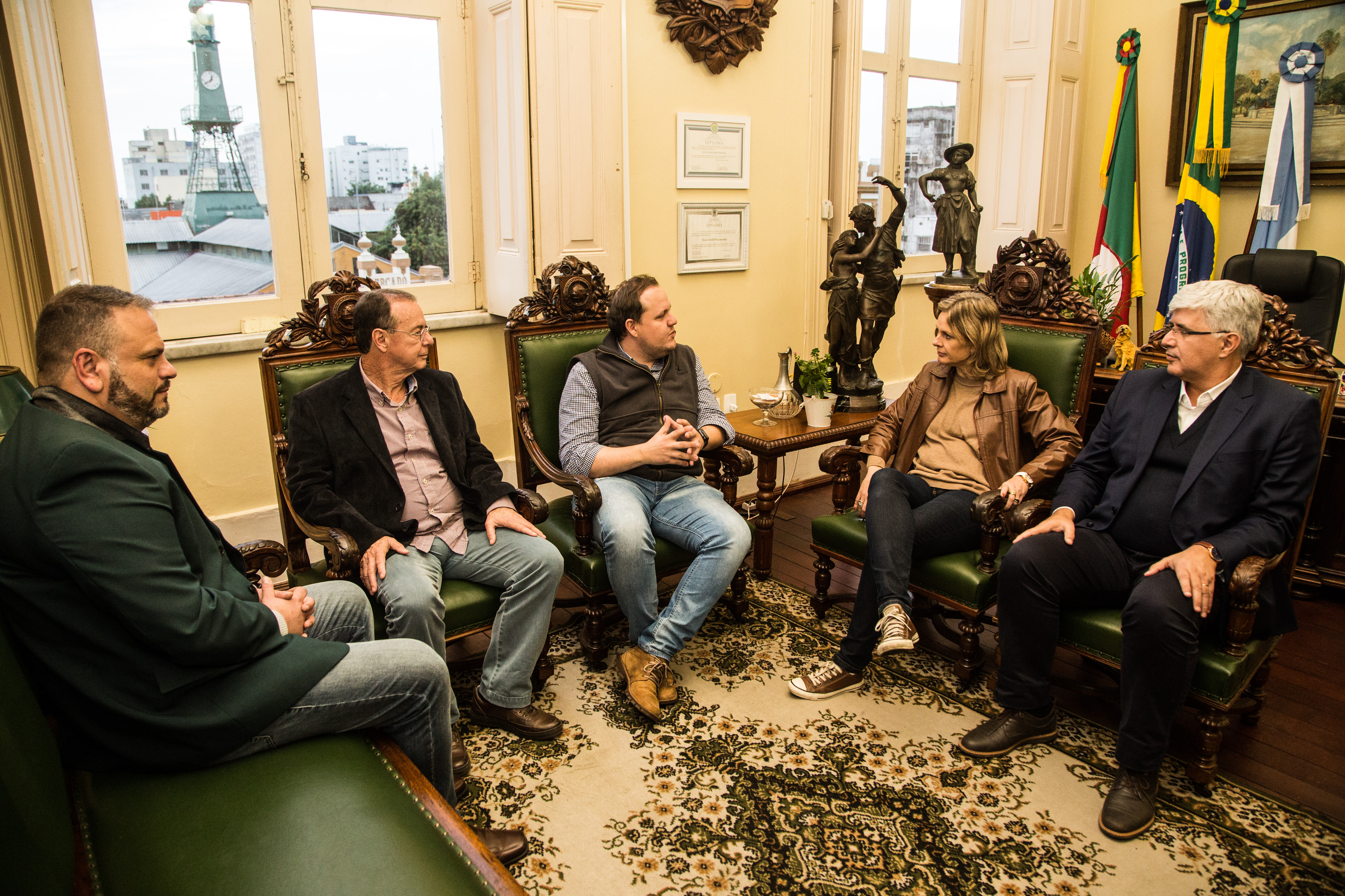 Manutenção de estradas e fortalecimento da agropecuária foram pauta do encontro