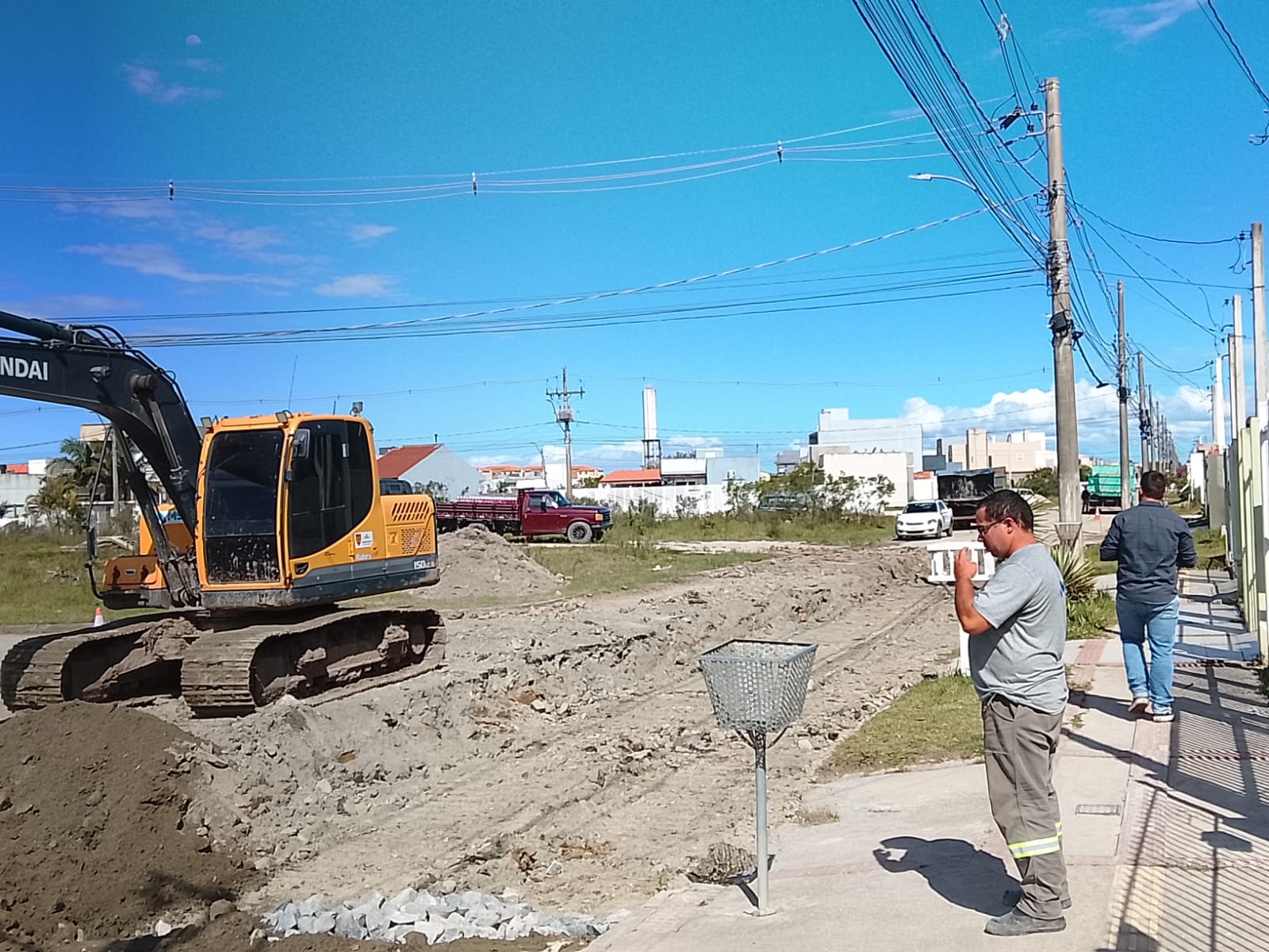 Intervenções com recursos de compensatórias seguem em andamento nas Três Vendas, Fragata e Areal com pavimentação, melhorias no sistema viário e drenagem