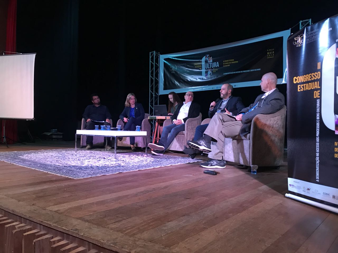 Paula falou, em Bento Gonçalves, sobre as experiências realizadas em Pelotas