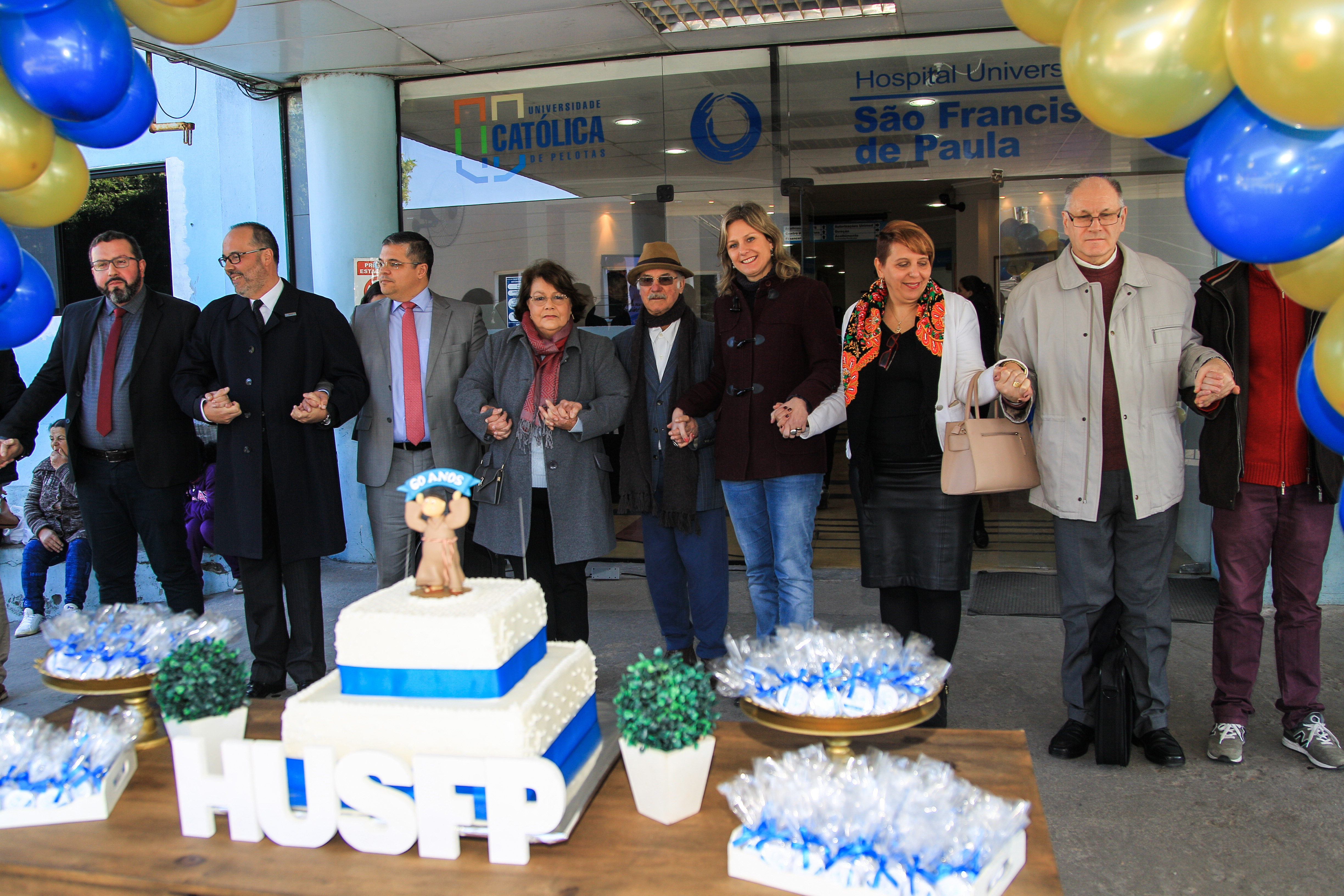 Missa em ação de graças, homenagens e abraço simbólico marcaram as seis décadas da instituição