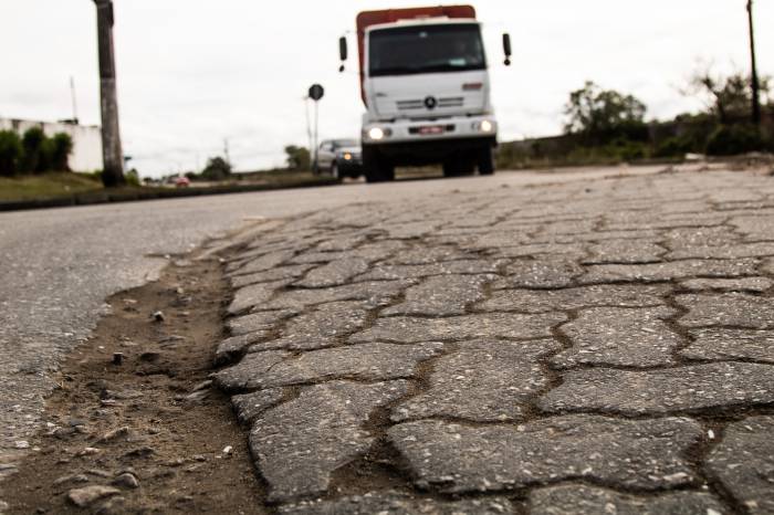 Melhorias foram feitas pelo pessoal do projeto Mão de Obra Prisional e visam melhorar o fluxo no trânsito da região