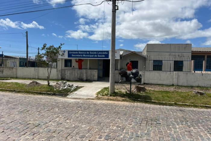 Equipe de 11 trabalhadores atua em diversas frentes e acelera ritmo da obra