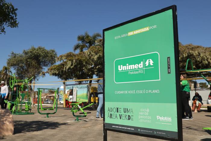 Espaço, localizado no calçadão do Laranjal, foi requalificado pela Unimed Pelotas, através do programa Adote uma Área Verde
