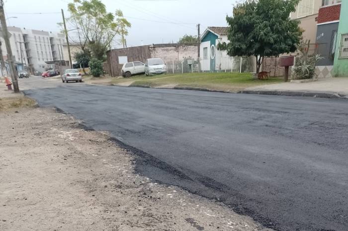 Prefeitura também fez tapa-buracos em outras quatro vias, nesta sexta-feira