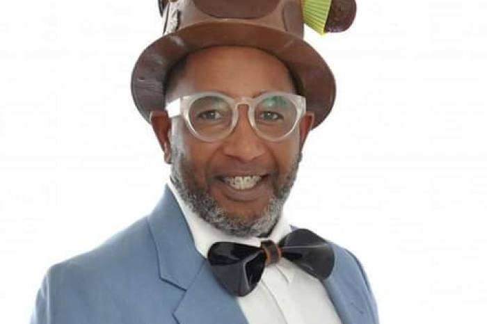 Eduardo Amaro, criador do personagem Mister Negrinho, fará live nesta quinta-feira