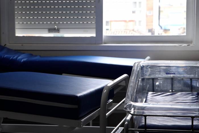 A medida visa abrir vagas em hospitais credenciados no município para desafogar os corredores do Pronto Socorro (PS). Hospitais podem se habilitar até o dia 23