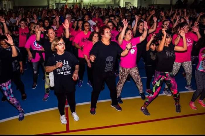 Aulão de ritmos e fitdance, no Ginásio Karosso, arrecadará alimentos não perecíveis a serem doados a famílias em vulnerabilidade social