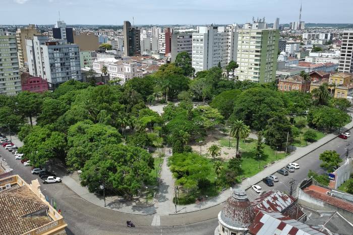 Iniciativa vai disponibilizar mais de 400 vagas em 19 cursos profissionalizantes