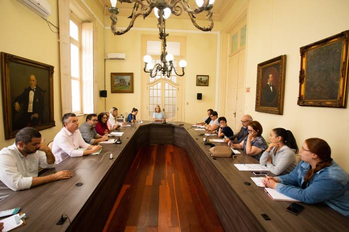 Sindicalistas apresentaram demandas referentes aos servidores da Educação Infantil