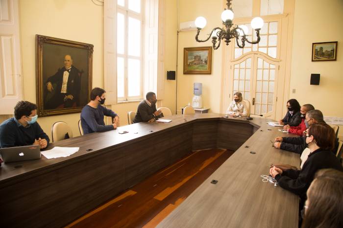 Encontro teve a finalidade de propor parceria entre Universidade e Prefeitura para elaboração do projeto Ruas de Lazer em Pelotas