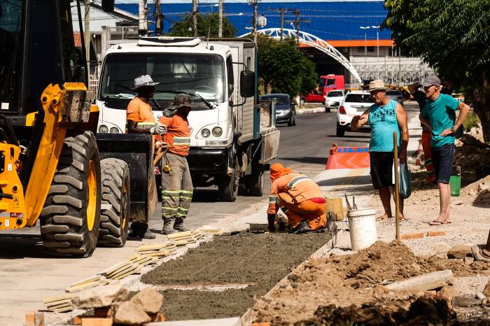 Pavimentação de ruas, construção de ciclovias, troca do sistema de iluminação e requalificação de parques e praças estão previstas para serem entregue ao longo do ano