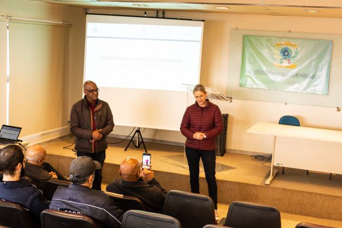 Palestra sobre Logística Reversa, Trabalho e Renda contou com apoio da Prefeitura e UFPel