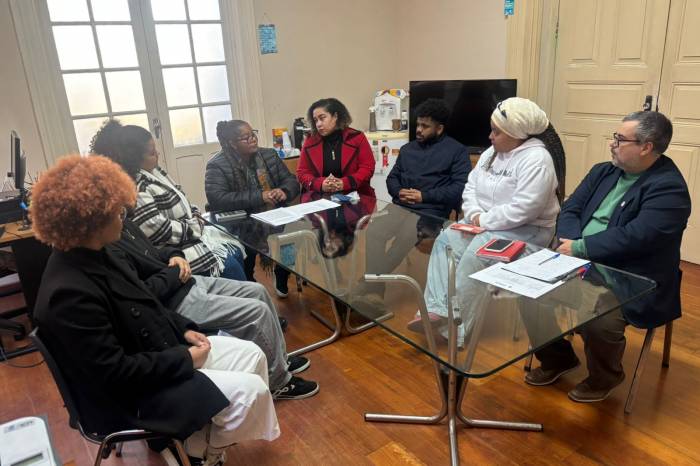 Organizadores do evento foram recebidos pela vice-prefeita e pelo secretário de Igualdade Racial