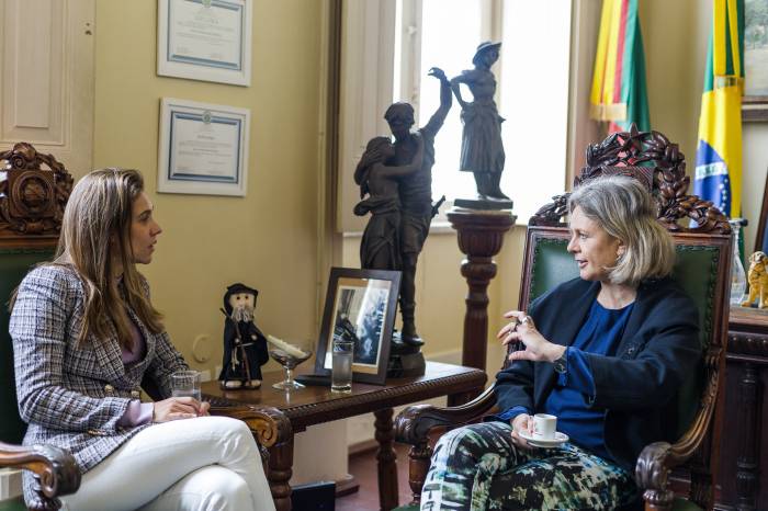 Encontro com Mari Pimentel abordou políticas públicas para educação e primeira infância