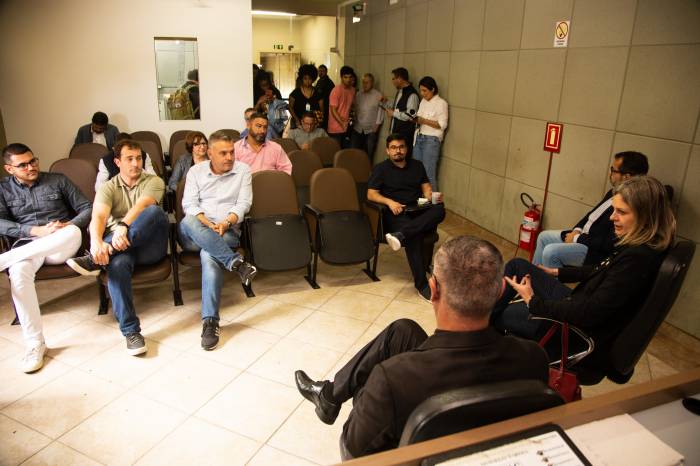 Prefeita compartilhou a preocupação com a queda da receita do Município forçada pela redução do ICMS. Chefe do Executivo também antecipou novos projetos para serem analisados pelos Legislativo