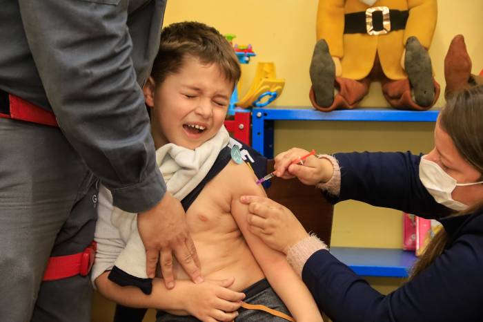 Na próxima semana, quarta-feira (31), imunização será na Emei Anita Malfatti, das 13h30min às 17h30min. A aplicação estará disponível somente para os alunos matriculados na escola
