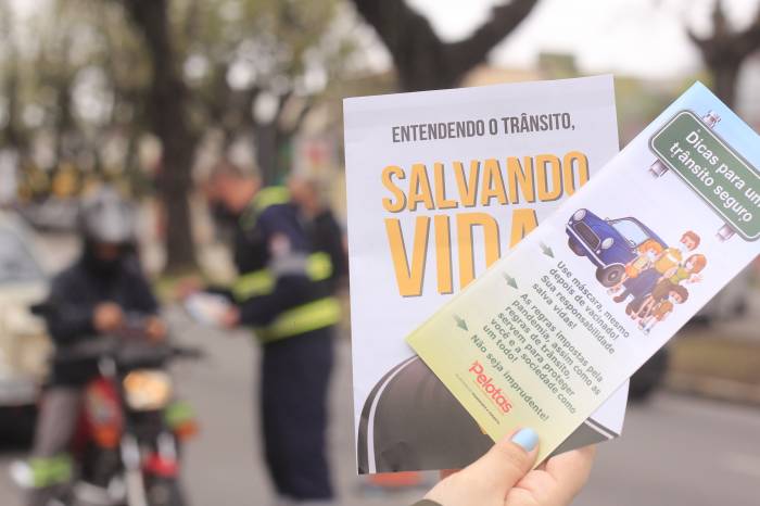 Primeira ação prevista na programação foi realizada na avenida Bento Gonçalves