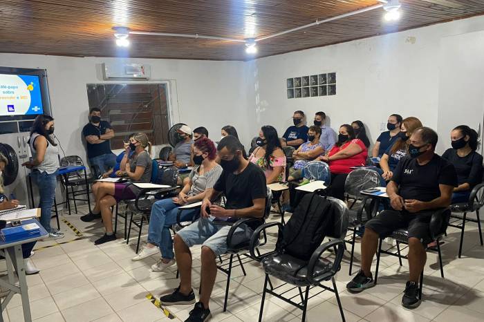 Etapa do programa chamada de Trilha Empreendedora começou na quinta-feira (24) e terá duração de três meses