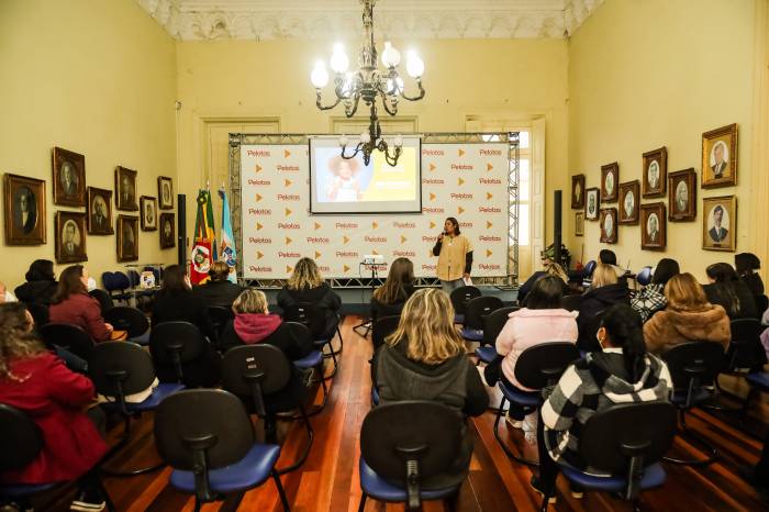 Município irá contar com auxiliares de alfabetização em 37 escolas. Programa é desenvolvido pelo Ministério da Educação
