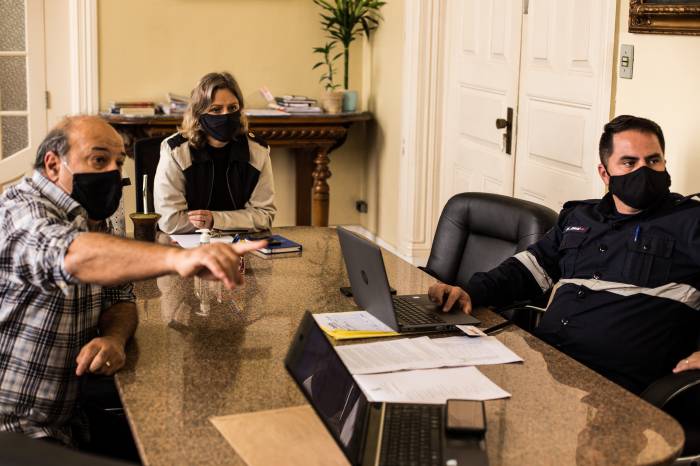 Secretaria de Transporte e Trânsito levantou dados da bilhetagem dos ônibus nas duas primeiras semanas de maio. Grande parte das linhas fazem o itinerário completo, de ida e volta, com menos de 15 passageiros