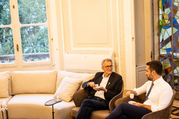 Em encontro no Palácio Piratini gestores falaram sobre a cooperação mútua entre os executivos estaduais e municipais