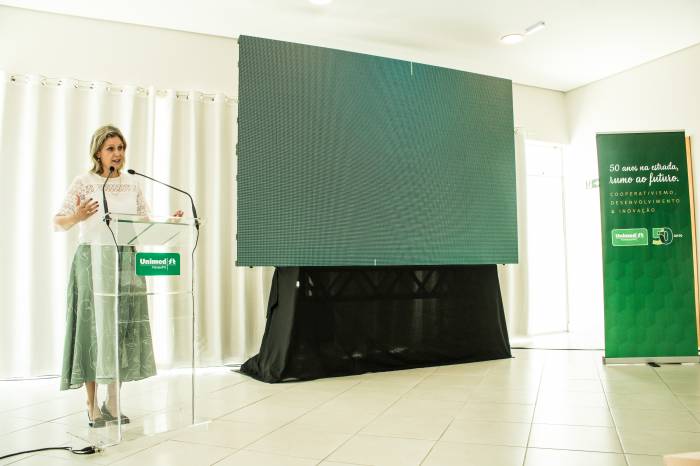 Evento também celebrou os 50 anos da instituição. Projeto prevê a inauguração de dez novos leitos de tratamento intensivo no próximo ano