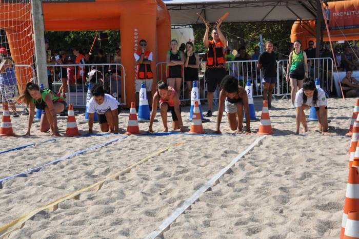 Prefeitura realiza evento esportivo com provas de corrida, salto e arremesso de peso, aberto ao público